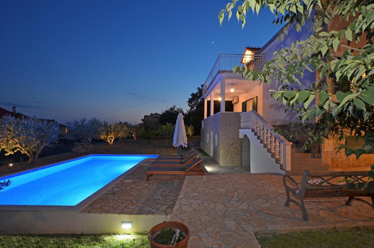Holiday Home Nevera Kaštela Εξωτερικό φωτογραφία