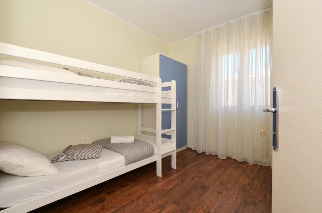 Holiday Home Nevera Kaštela Εξωτερικό φωτογραφία