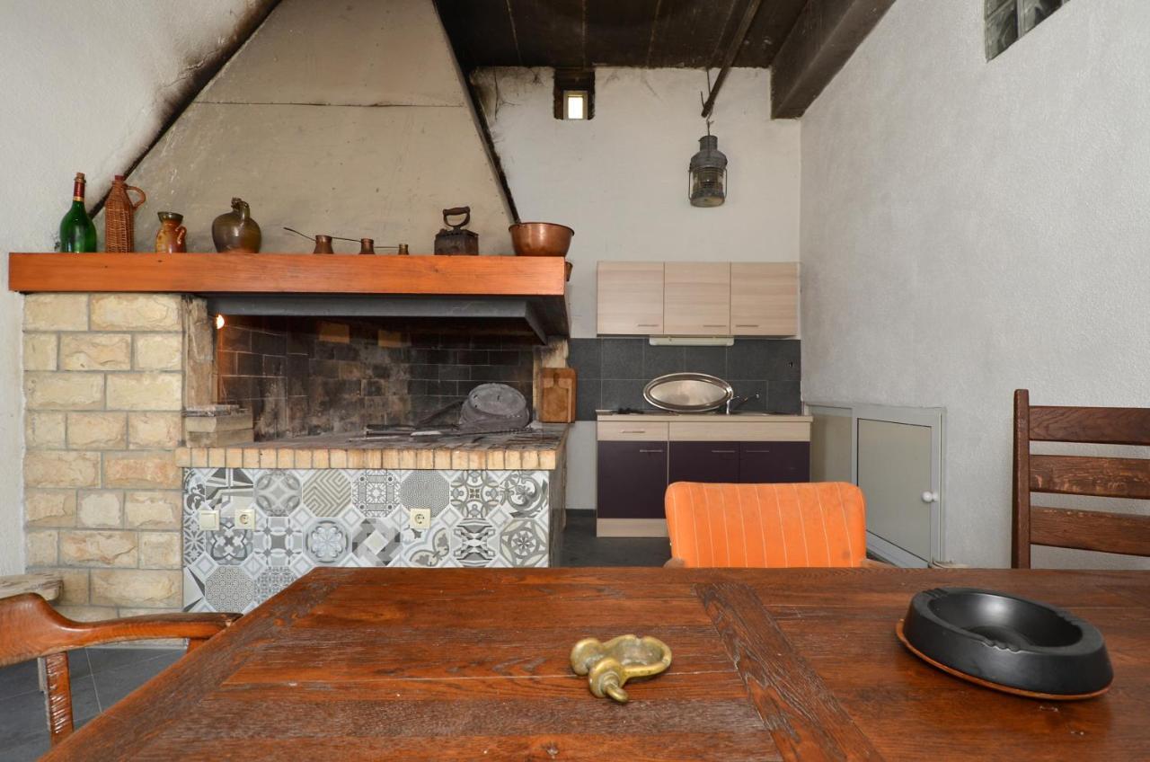 Holiday Home Nevera Kaštela Εξωτερικό φωτογραφία